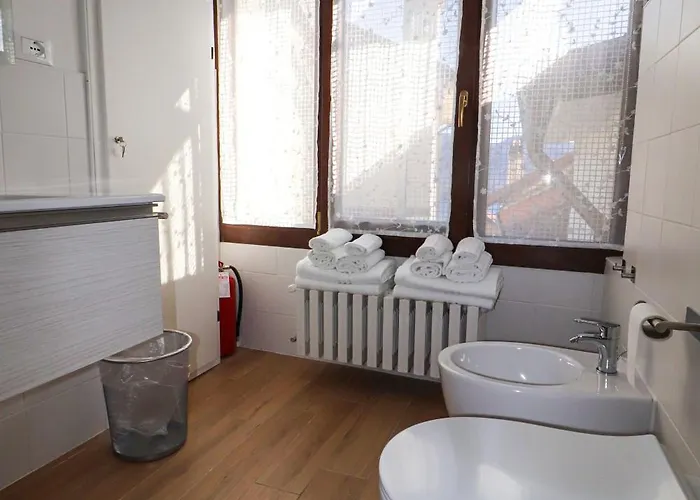 דירה Casa Pettirosso אוג'ביו